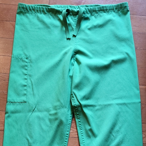 SCRUB CARGO PANT - Picture 1 of 4